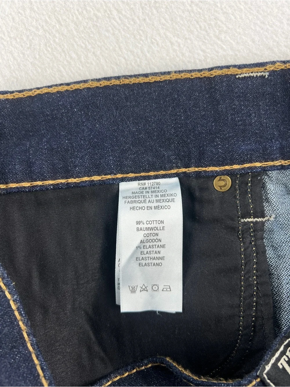 True Religion Mens Geno Flap Slim Fit Jeans Dark Wash Size 38x34 Distressed Knee